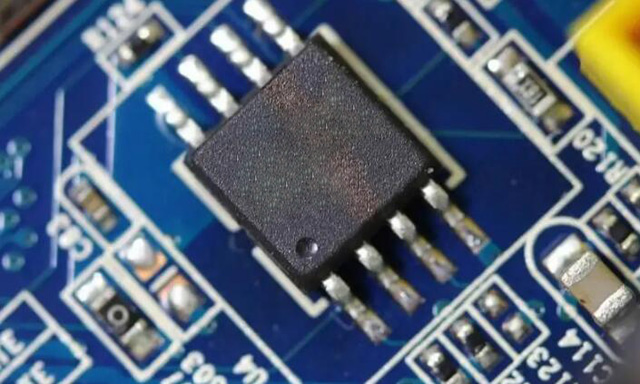 供應(yīng) [XILINX] 現(xiàn)場(chǎng)可編程們陣列：供應(yīng) Spartan-7 FPGA IC、Artix-7 系列 FPGA IC、Virtex-6 FPGA IC