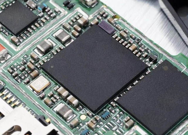 供應(yīng)【Infineon】無(wú)線連接：供應(yīng)藍(lán)牙 5.0 模塊、Wi-Fi 4 SoC、AIROC 汽車無(wú)線組合芯片
