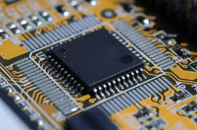 供應(yīng) [Infineon] 存儲器：供應(yīng) F-RAM（鐵電 RAM）存儲器 IC、NOR 閃存存儲器 IC