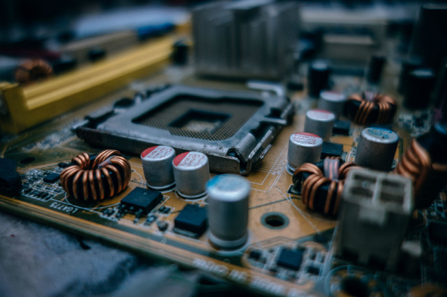 供應(yīng)（RENESAS）SRAM、多端口存儲器、總線交換機(jī)、非易失性存儲器